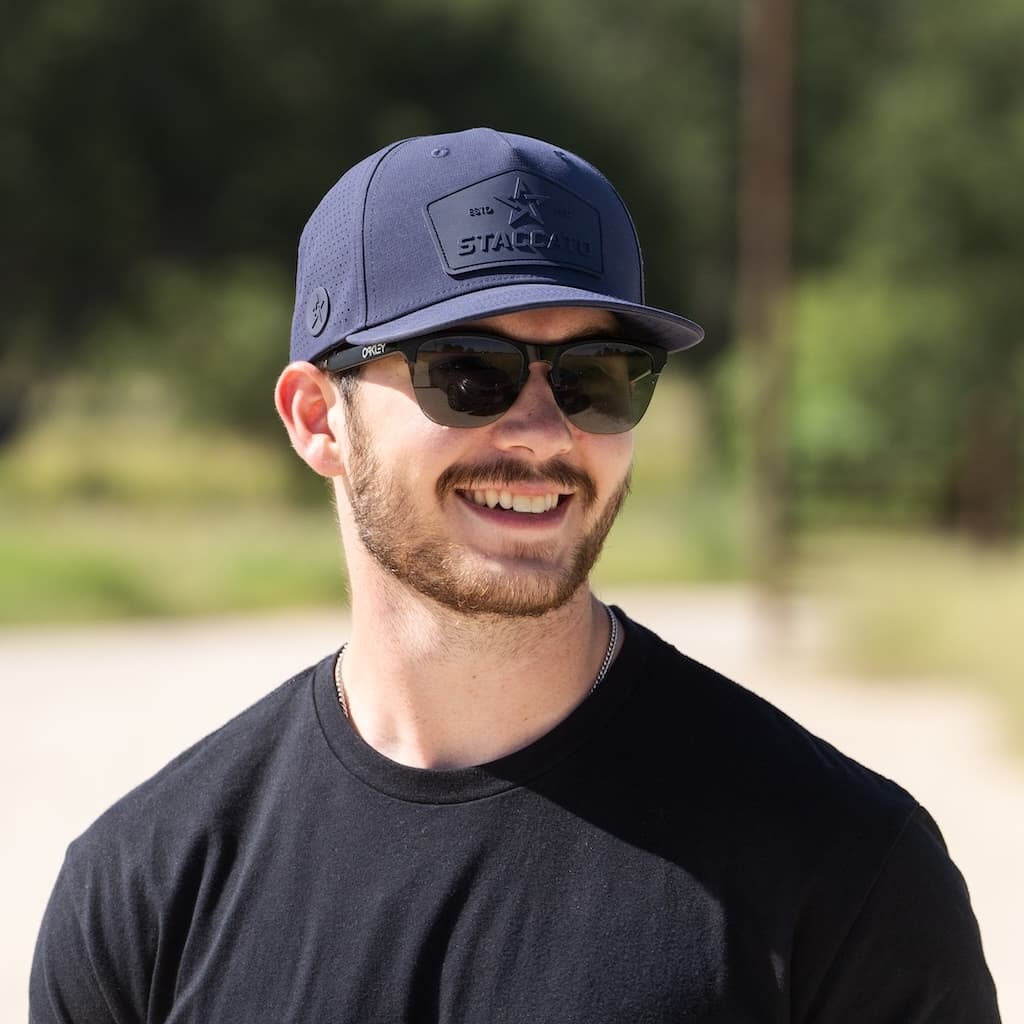 SOCIAL CARD TONAL HAT 3